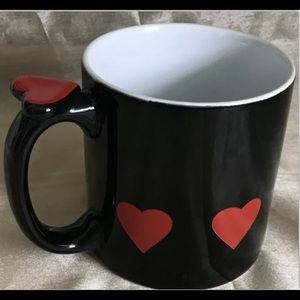 Regular size Vintage 1996 Westwood coffee mug cup black with red hearts